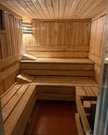 W Miasteczku Portowym Nr 3 Uraz (Trzebnica)